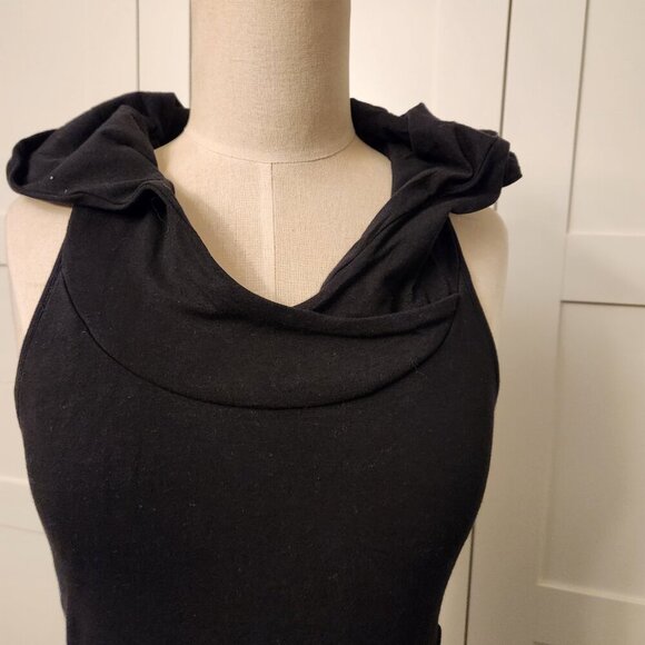 Prana Size Medium Black fit and flare dress with hood - Picture 3 of 7